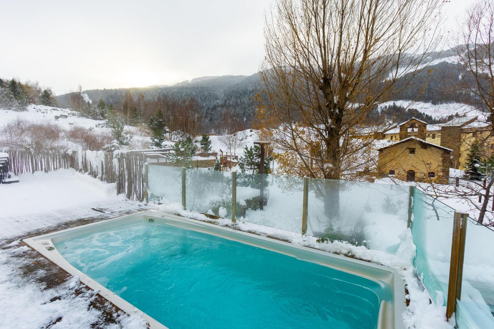 Mountain Hostเอลตาร์แตร์ ภายนอก รูปภาพ