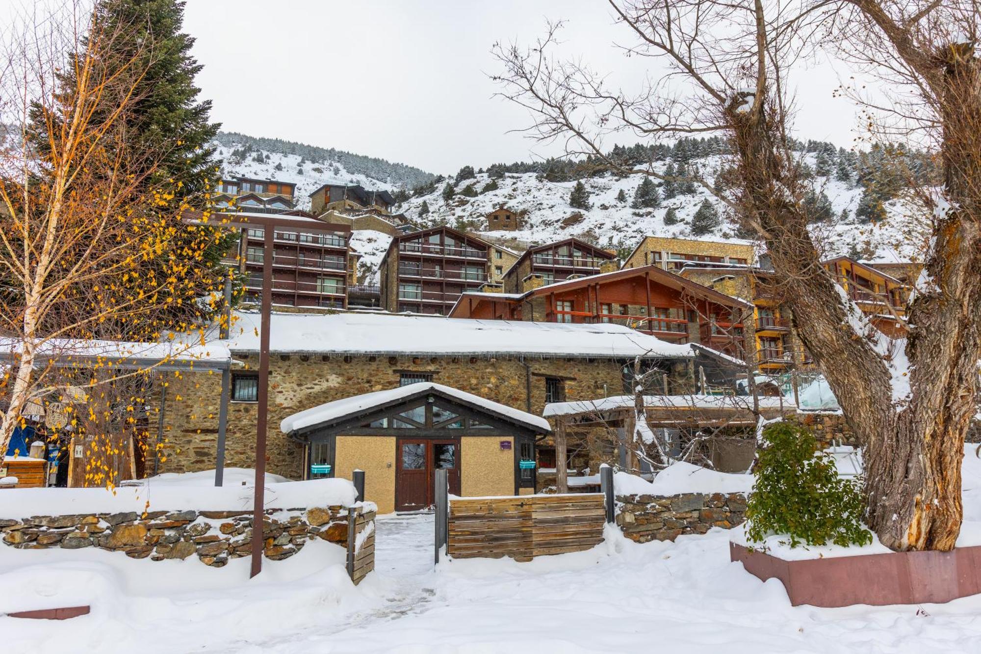 Mountain Hostเอลตาร์แตร์ ภายนอก รูปภาพ